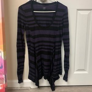 THREE DOTS LONG SLEEVE TOP SIZE MEDIUM